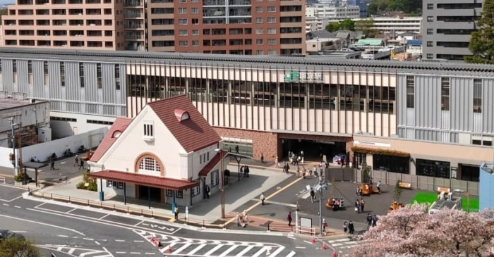 国立駅前の写真
