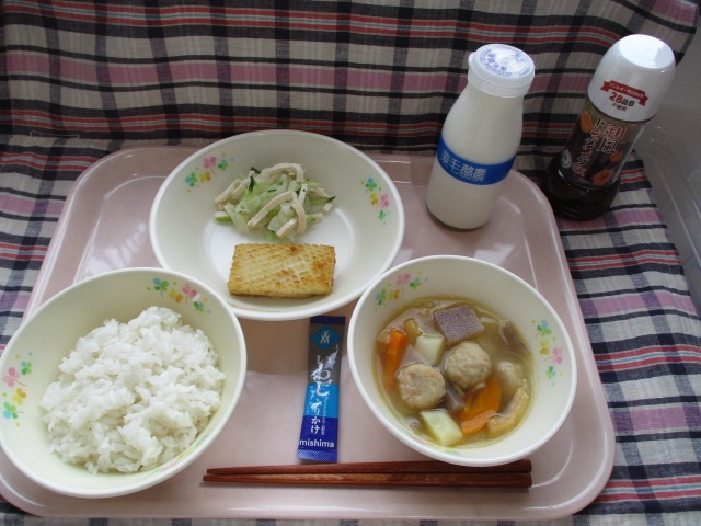 (写真)4日のこんだて