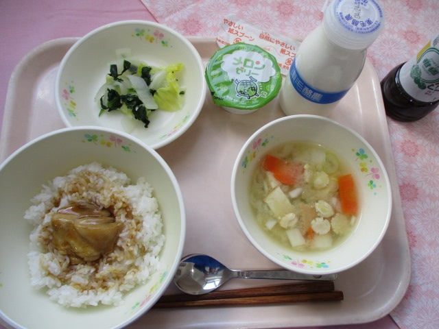 (写真)19日のこんだて