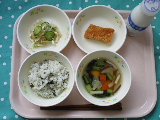 (写真)4日のこんだて