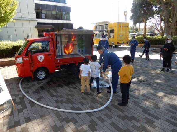 まちかど防災訓練車