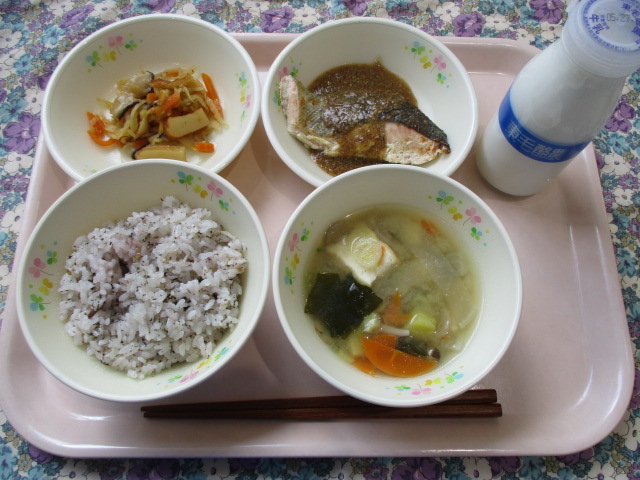 (写真)22日のこんだて