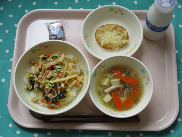 (写真)7日のこんだて