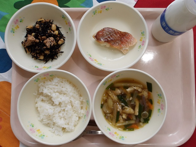 16日のこんだて